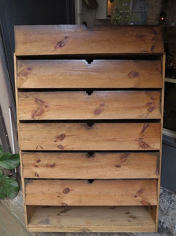 木味の良いパタパタ扉の6段収納棚 - 古道具＋original‐紫山‐ shizan