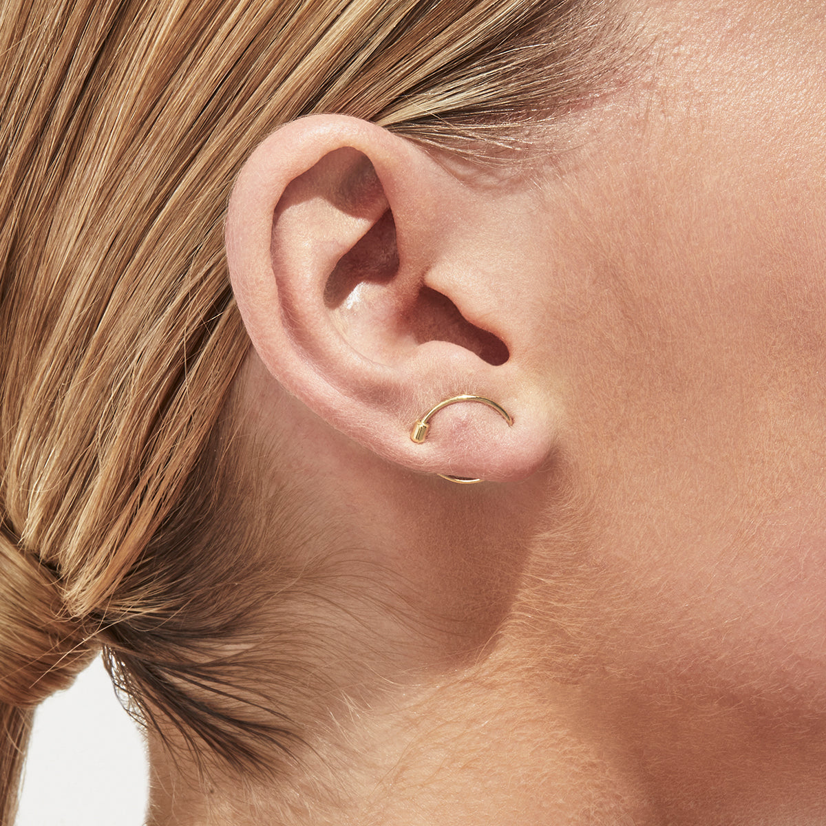 Twist Pierce 01 - SHIHARA
