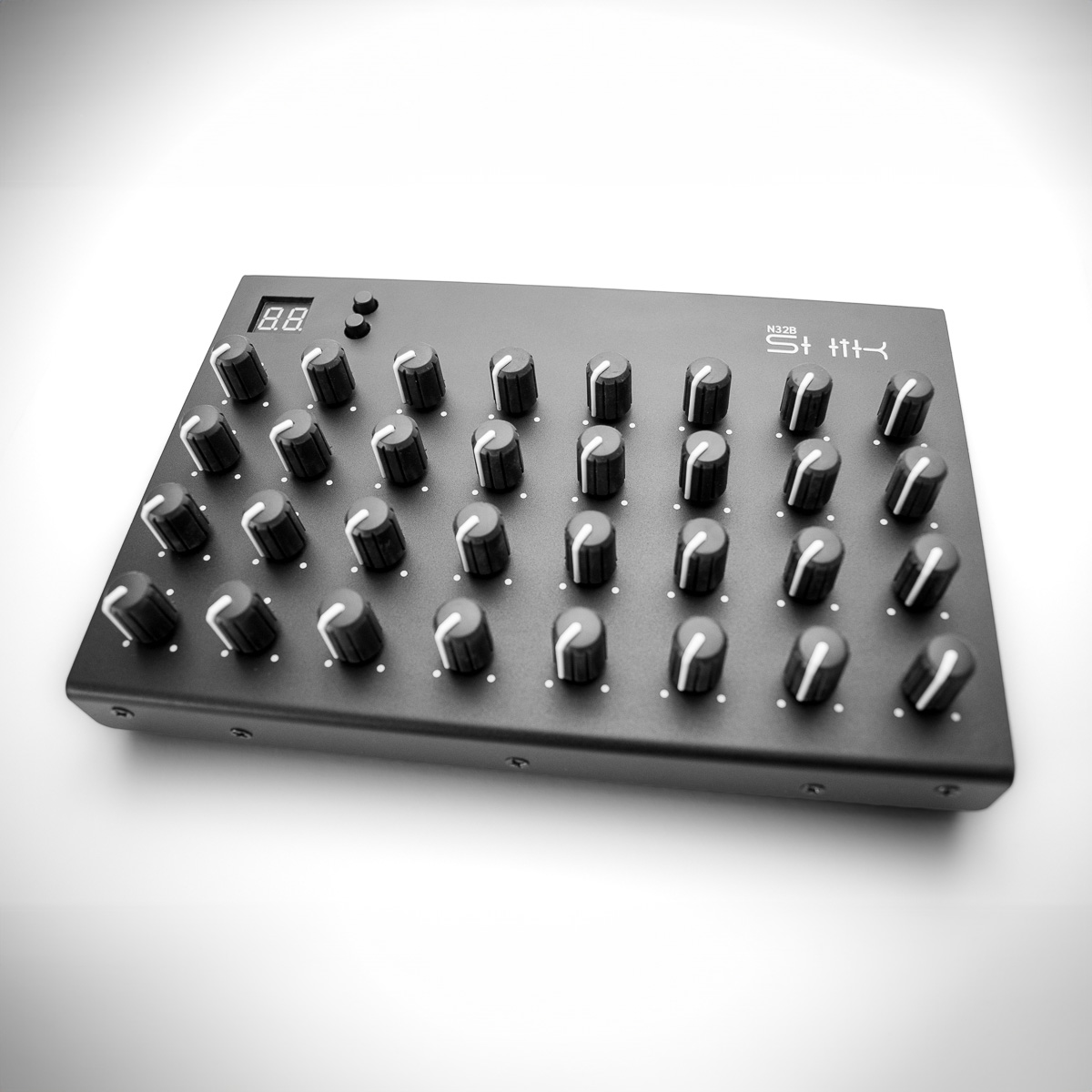 N32B v2 Pre-Assembled | Full Metal - SHIK