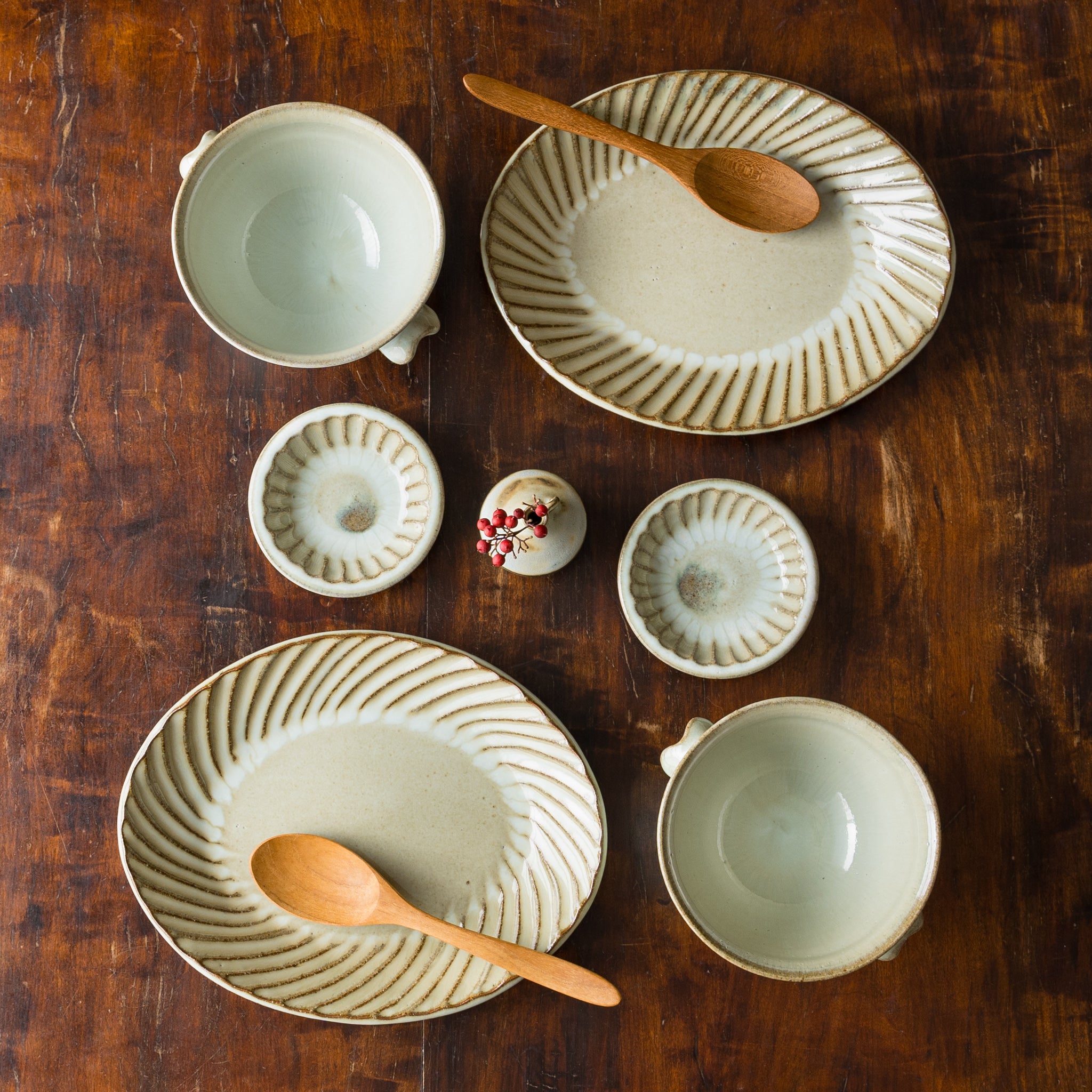 小代焼 小代本谷ちひろ窯 楕円皿 大 白｜窯元、作家もの和食器通販