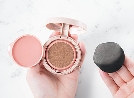 Be bouncy.（ビーバウンシー）美白リンクルファンデーション店舗はどこ