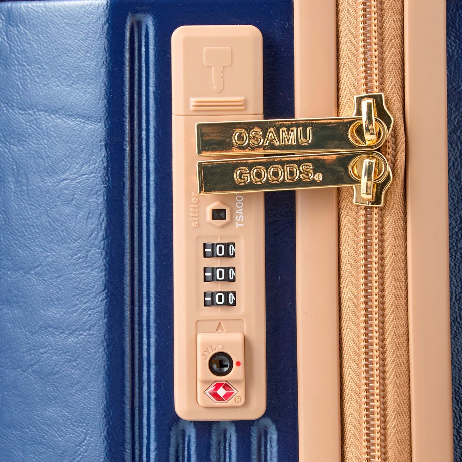 SALE 50％OFF】スーツケース オサムグッズ Sサイズ ジッパータイプ