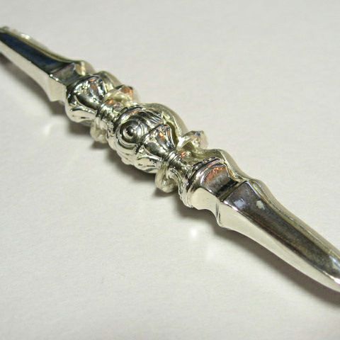 密教法具のお守り独鈷杵シルバーペンダント