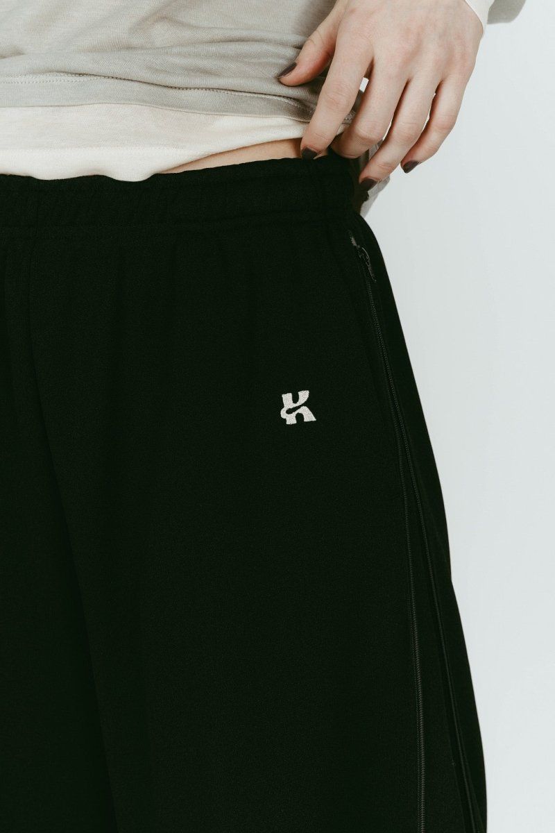 Knuth Marf - zip-up track pants(unisex) (Black) / ジップアップ