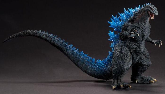 ゴジラ」ファンの熱望の「オリジナルイメージゴジラ2」ソフビ、少年