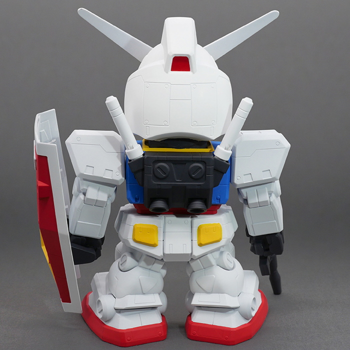 プレミアムバンダイから「RX-78-2ガンダムーSDガンダムー」いきまーす