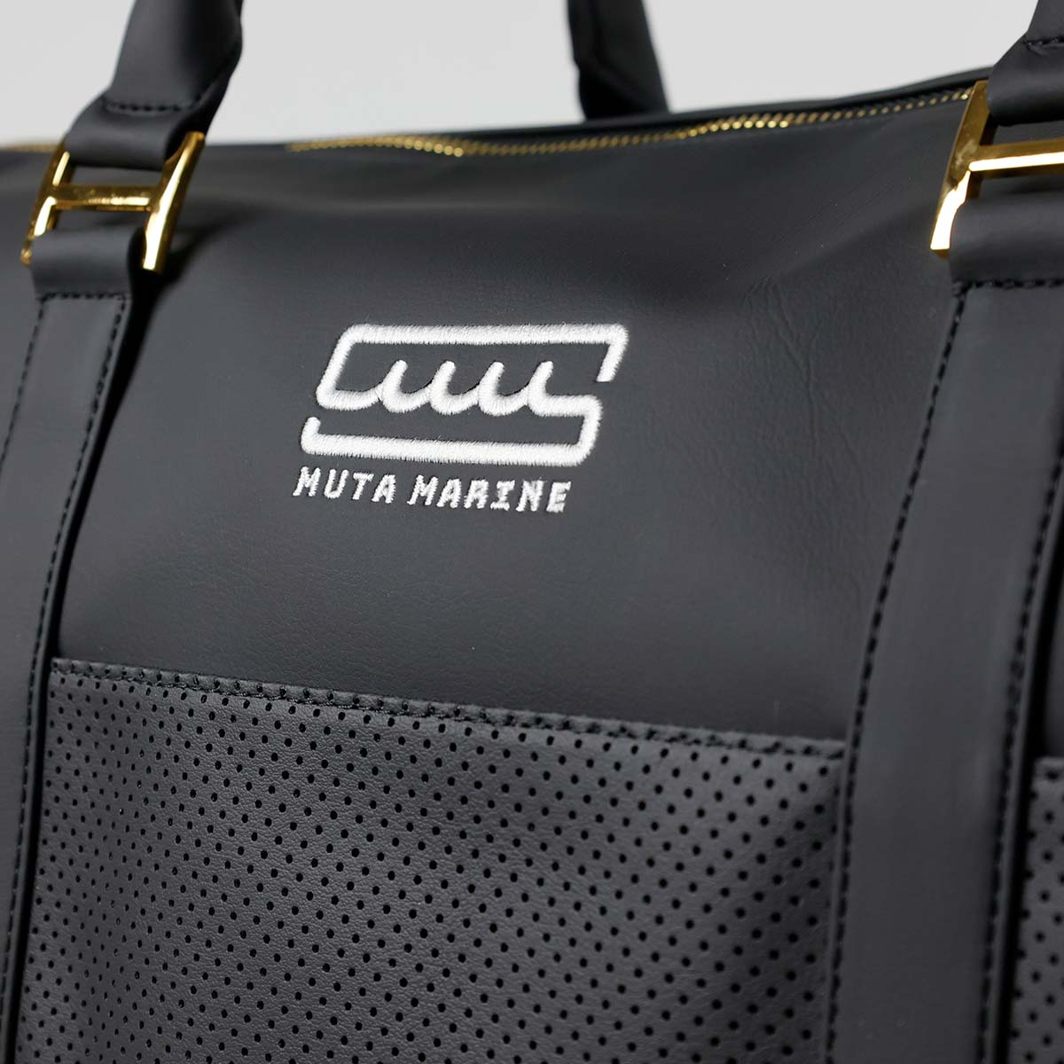 muta marine ムータ パンチングエシカル合皮ボストンバッグ