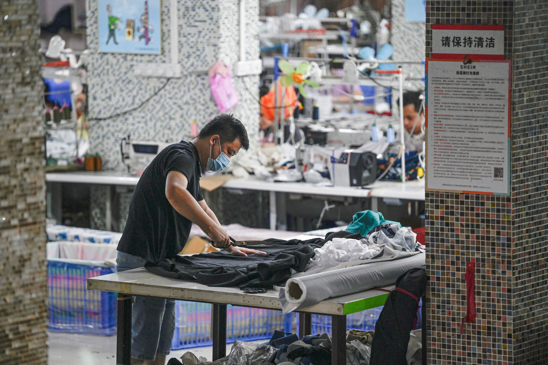 Fast Fashion Fails (Again): Toxic Chemicals Found in Shein, Temu Shoes