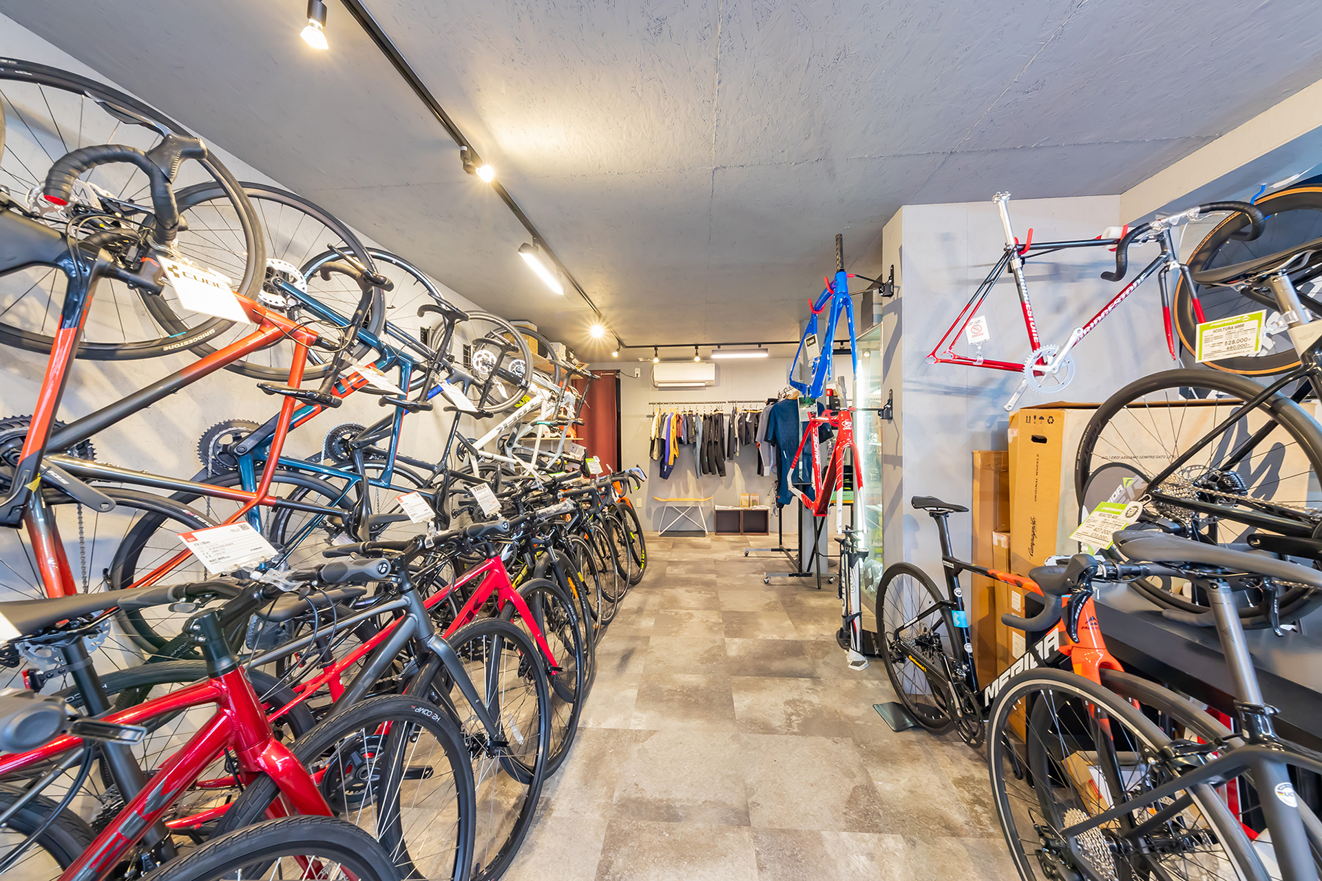 大阪兵庫｜自転車・ロードバイク専門店「走輪LABO」