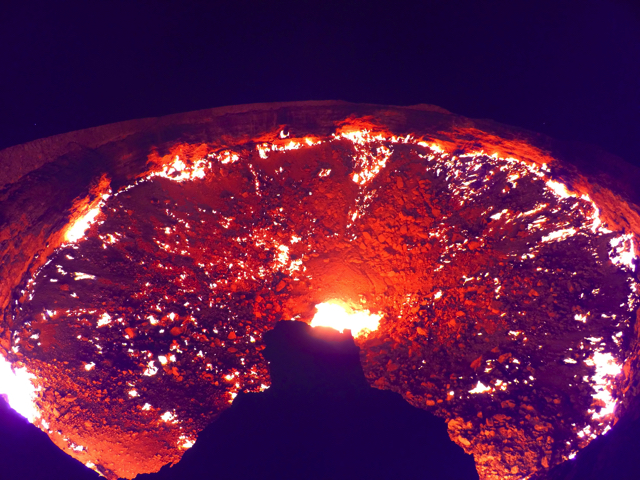 ククク・・・ついに地獄の門が開かれたようだな