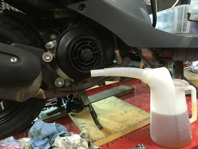 CA45Aレッツ4のフルメンテナンス - バイクロードサービス出張パンク
