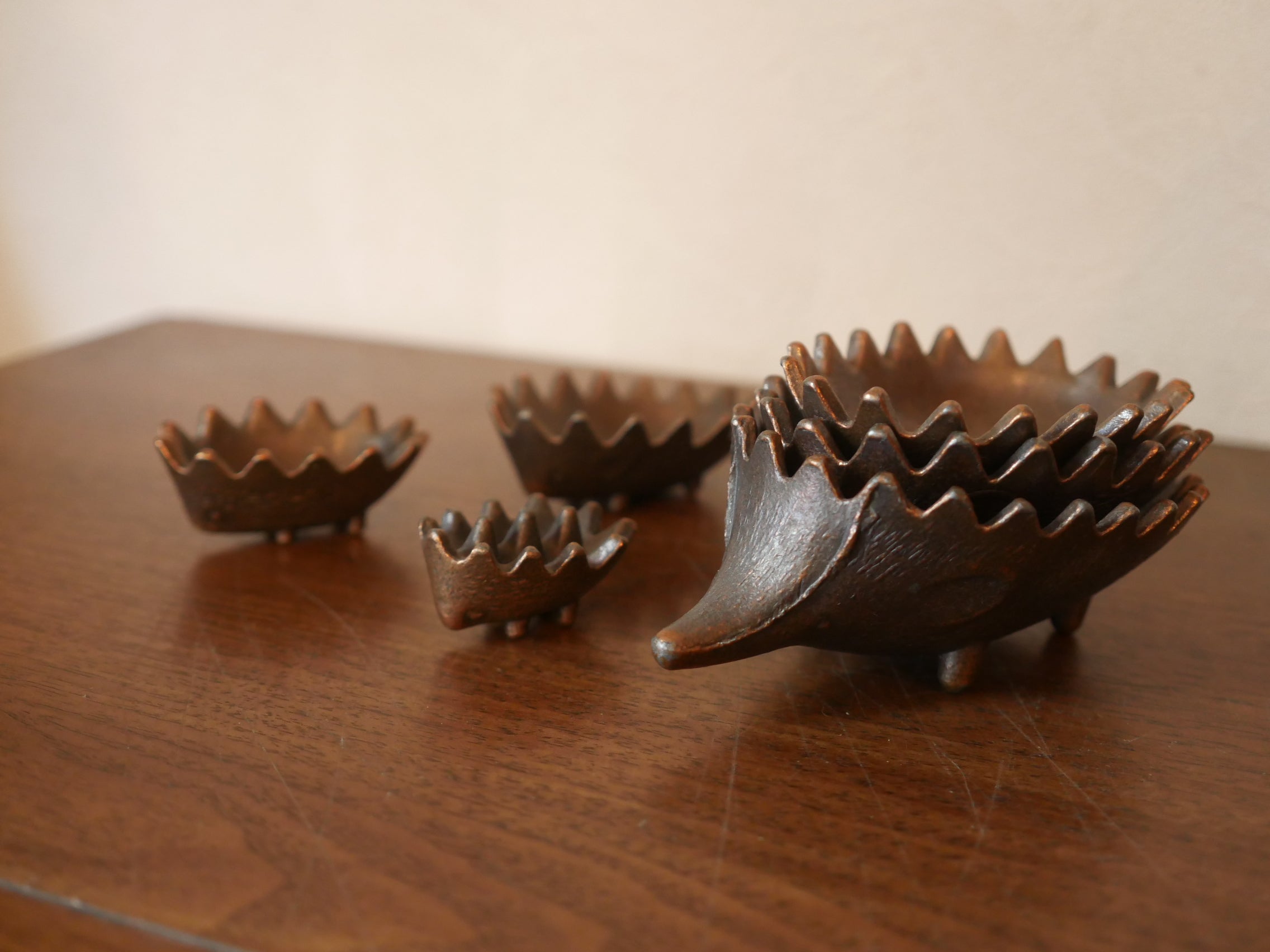 Walter Bosse ハリネズミの灰皿 リブロダクト品 ウォルター ボッセ