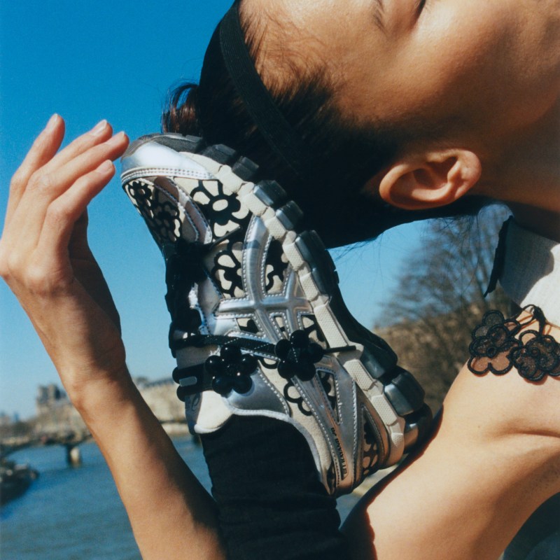 5月16日発売｜Cecilie Bahnsen x Asics 