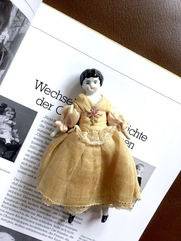 アンティーク ブロンドチャイナヘッドドール フラットトップ ビスク