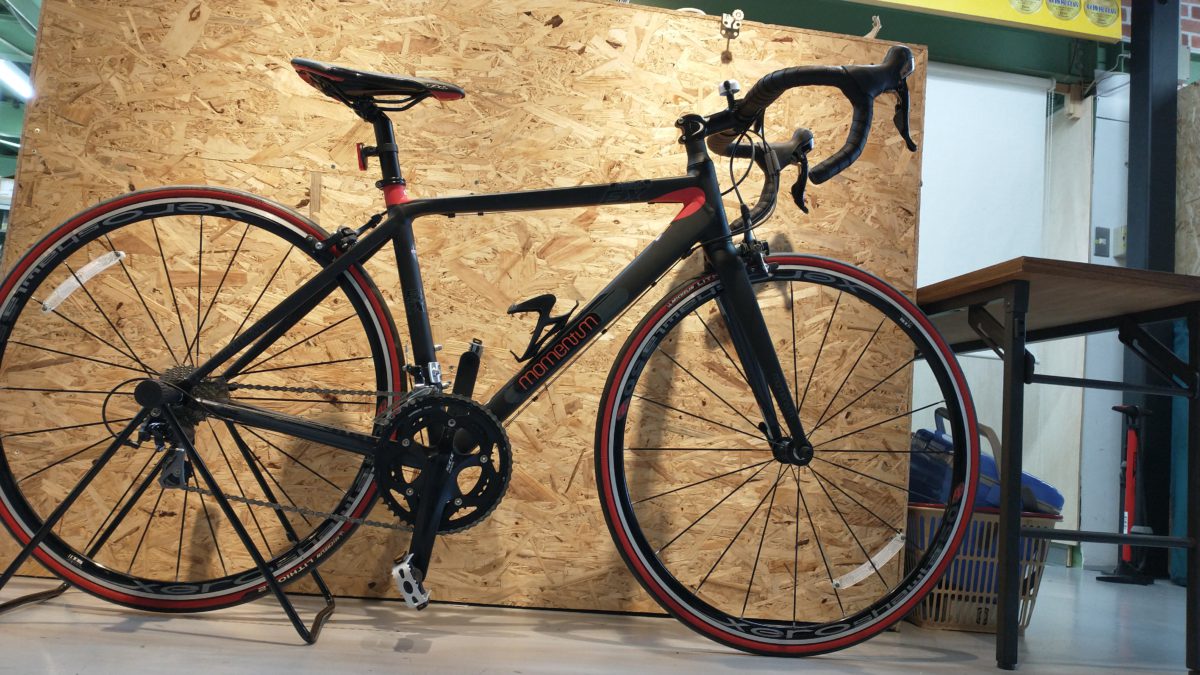モノマニアスポーツ】ロードバイク買取しました momentum モーメンタム