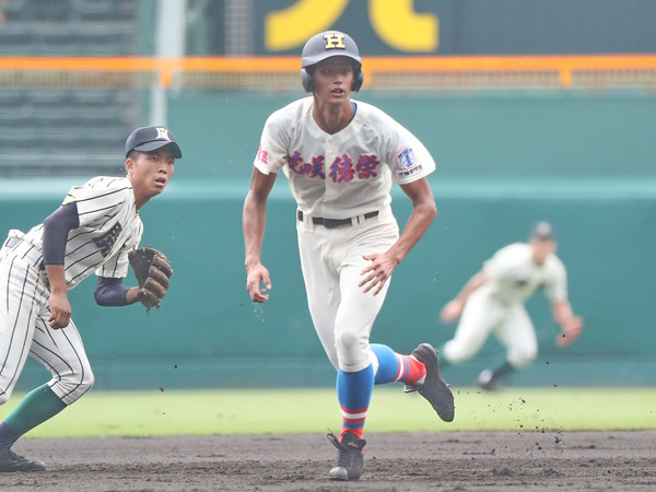 メチャクチャ打つけど投げられない。西川愛也にドラフト指名はあるか