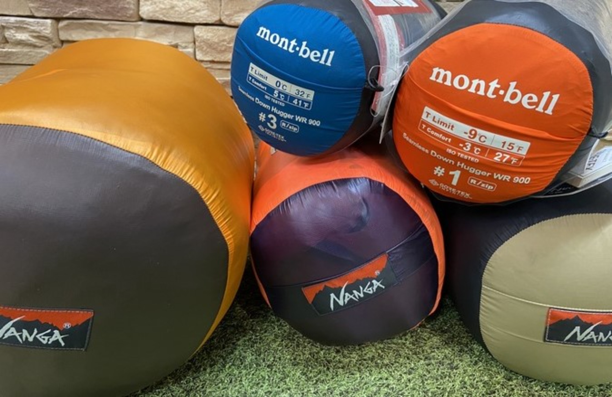 スマホで購入可能！】近日入荷致しましたNANGA、mont-bellのダウン
