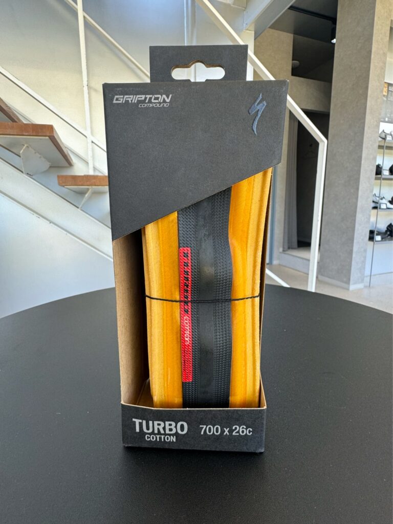 高性能な旧型ロードタイヤがお買い得です！ | スペシャライズド 三重
