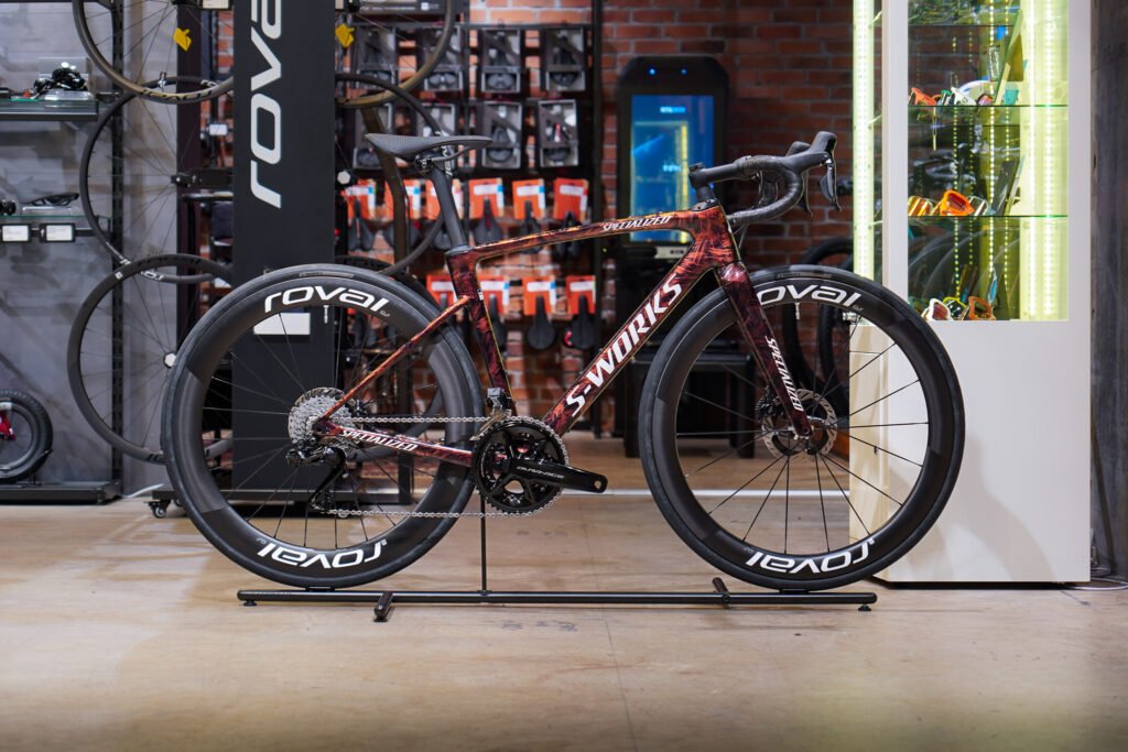 まさにチーム仕様！S-Works Roubaix フレームセットでドリームバイクを