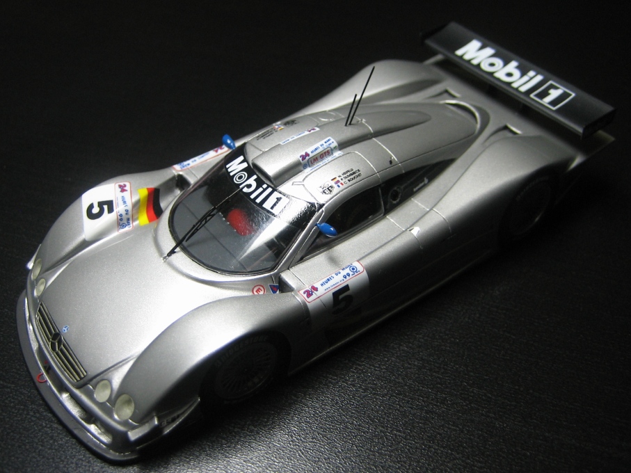 FINISH!!!!! Provence 1/43 Mercedes-Benz CLR LM 1999: Splash and Go