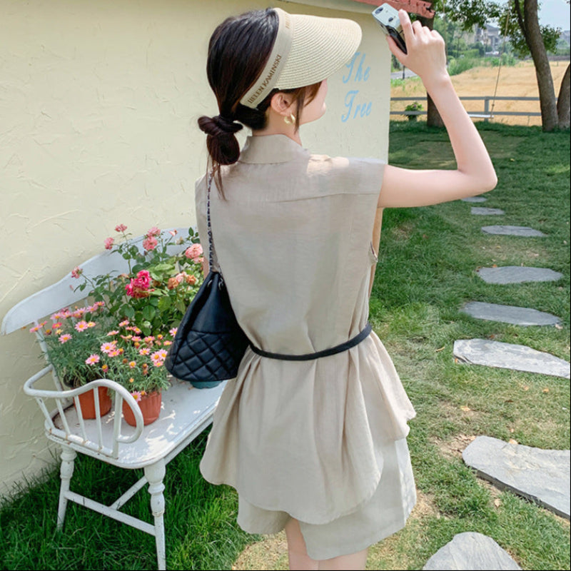 ノースリーブシャツ×ショートパンツセットアップ（カーキー）夏 コーデ