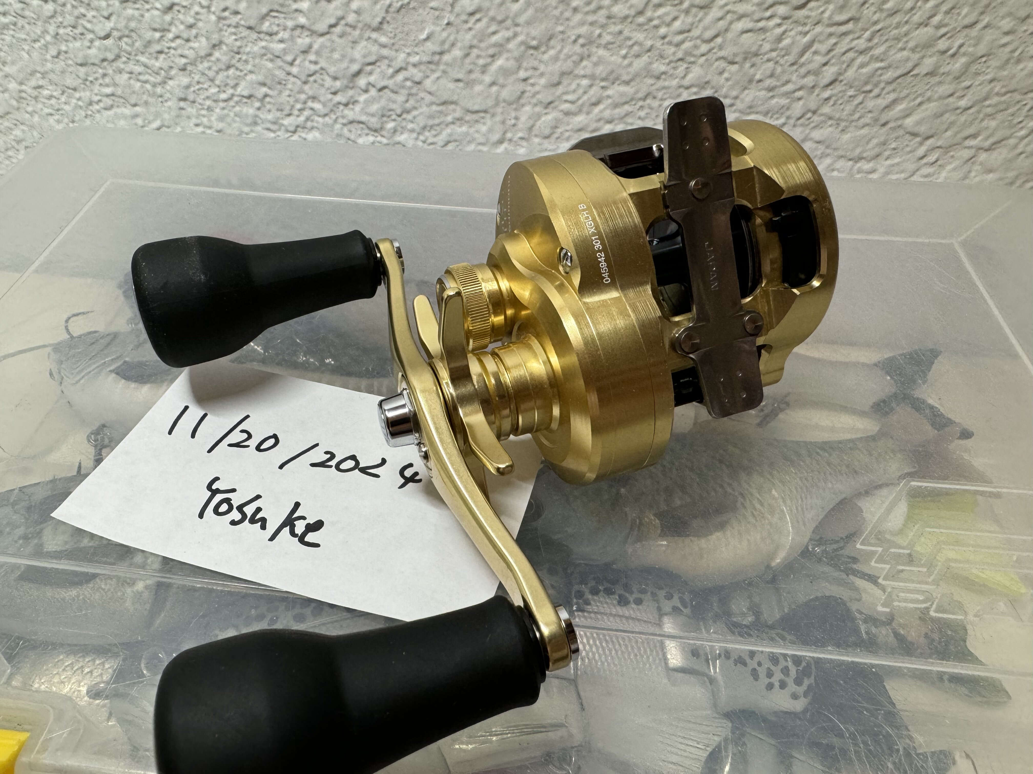 Shimano Calcutta Conquest MD 301 XGLH - Black Market - Swimbait