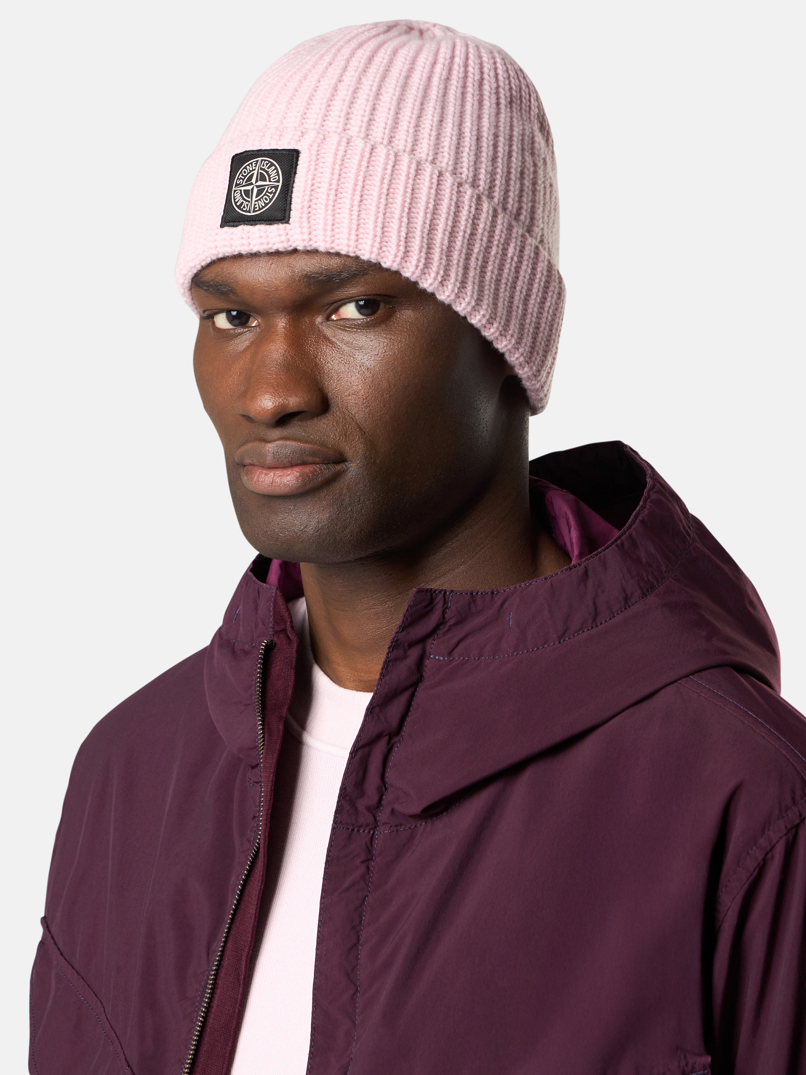 ロゴパッチ付きメンズ入りビーニー | Stone Island