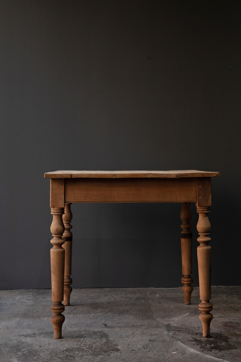 stoop | Antique Square Pine Table