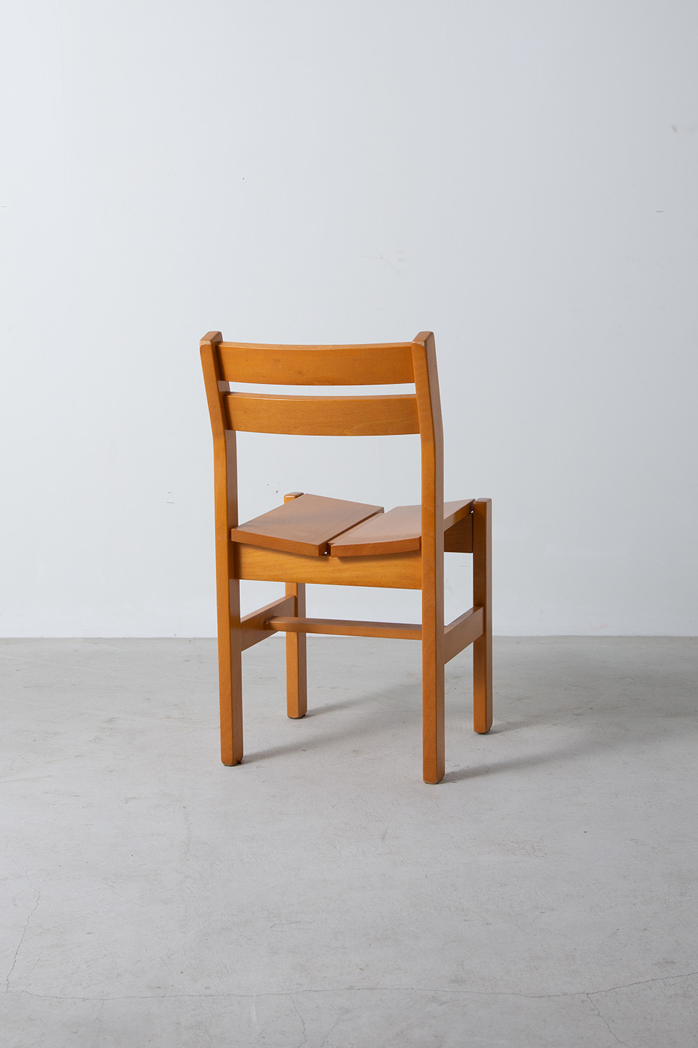 stoop | Chairs from Les Arcs Selected by Charlotte Perriand for
