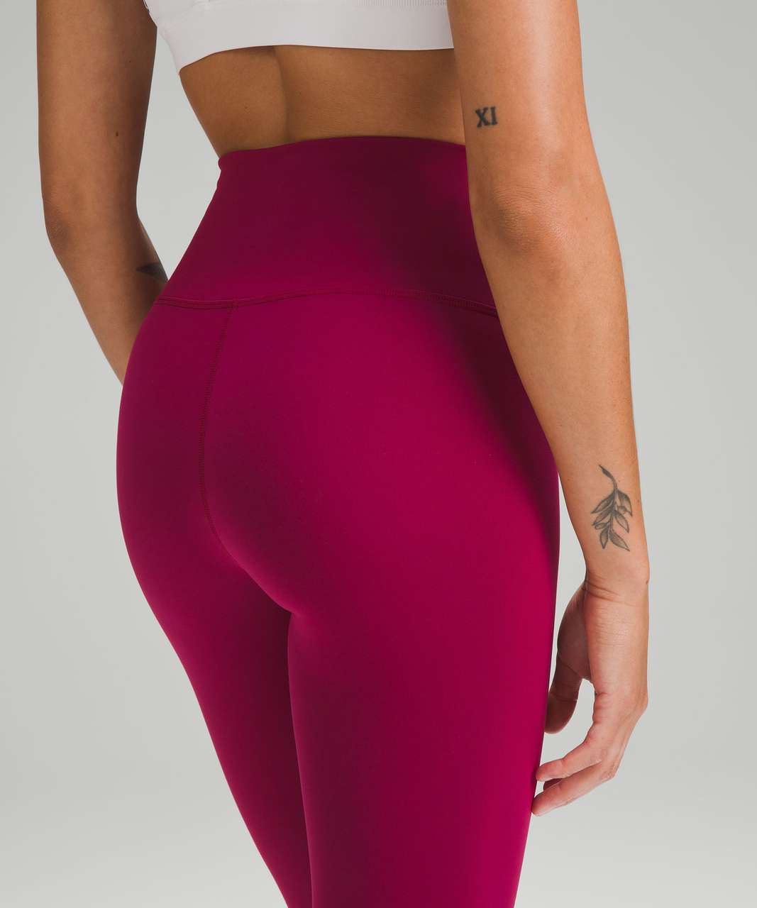 Lululemon Wunder Train High-Rise Tight 28
