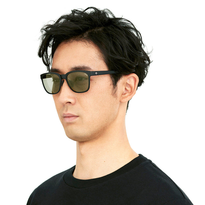 flat18_matblack_tvg_06_720x.