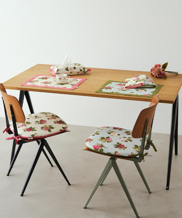 カミール柄 シートクッション（クッション・カバー） | LAURA ASHLEY