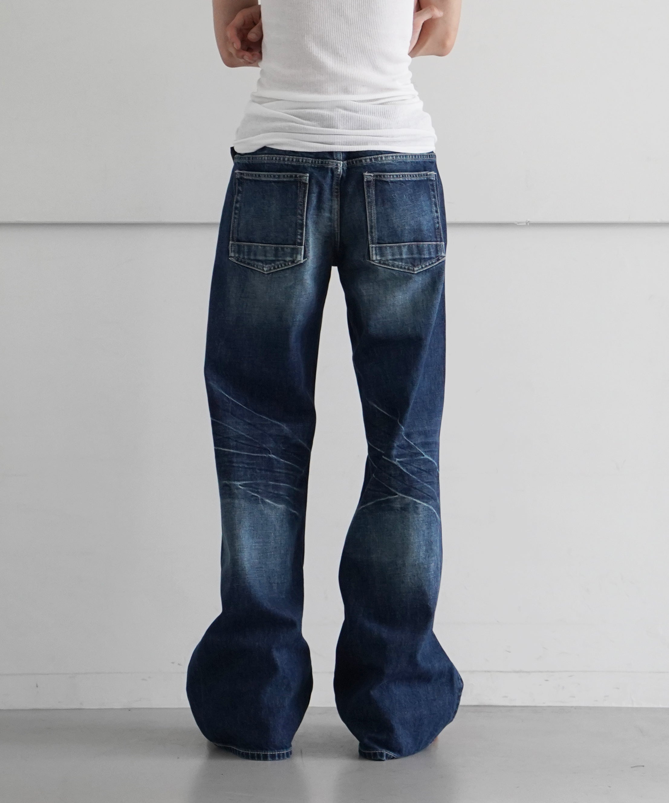 Fax Copy Express BAGGY STRAIGHT JEANS