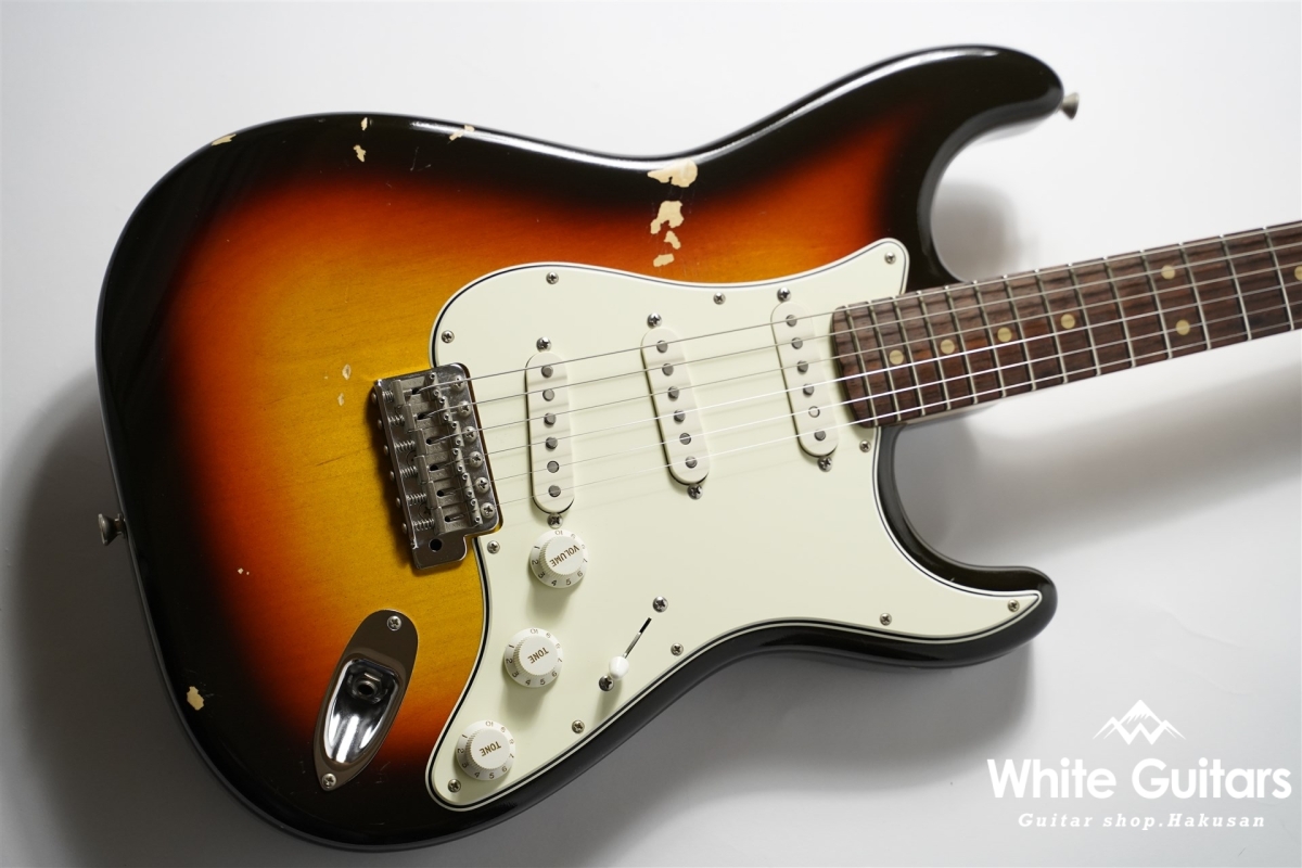 Vanzandt STV-R2 Custom - Vintage 3 Tone Sunburst | White Guitars