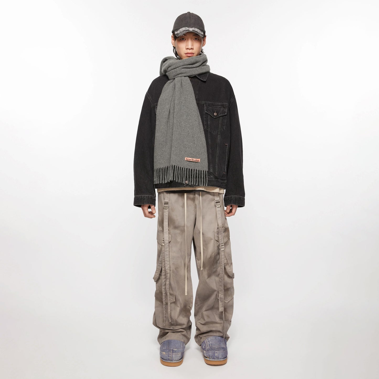 FRINGE WOOL SCARF NARROW – OBLIGE