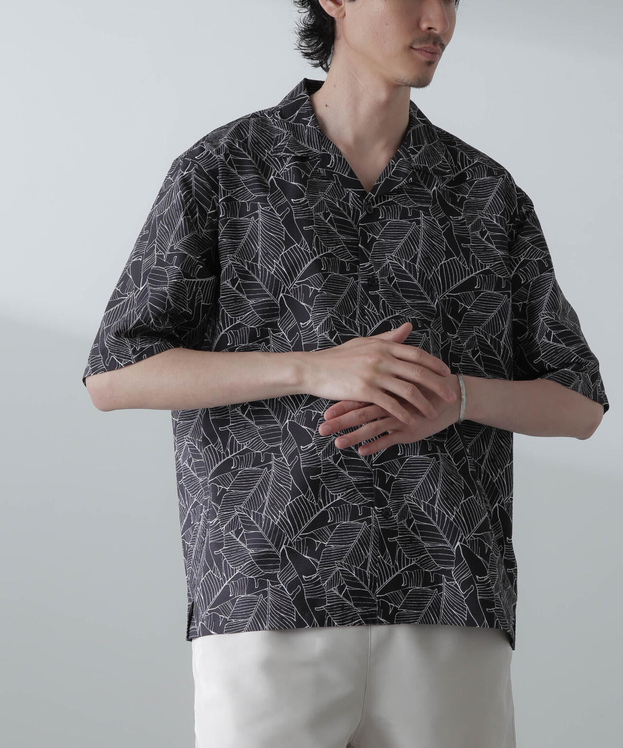 ポリサッカー 総柄プリント シャツ 半袖