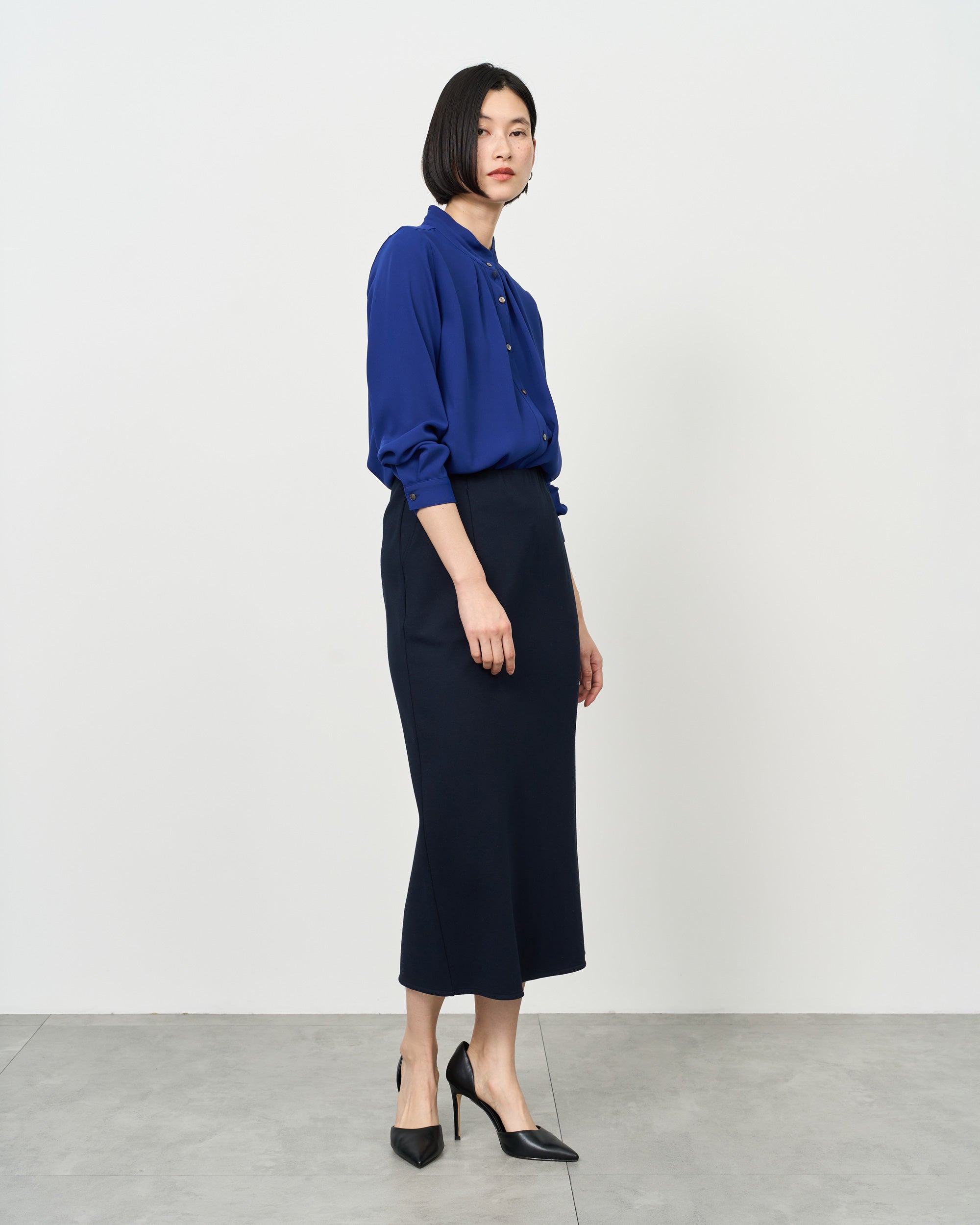 ダブルジャージーペンシルスカート - SOÉJU online store｜上質な大人