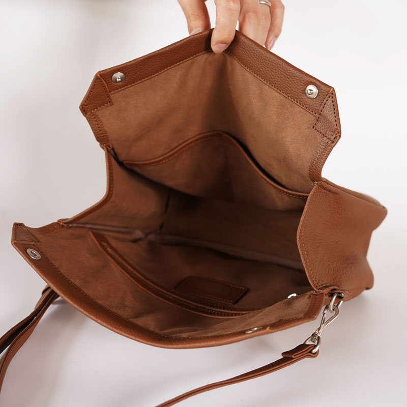 Shrink - Gasmask Shoulder Bag - L｜SLOW – スロウ 公式ECサイト | 革