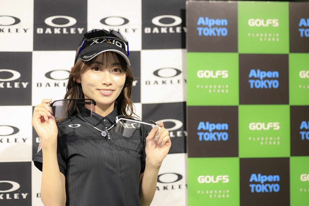 安田祐香プロがAlpen TOKYOのトークイベントを開催。 「オークリーは