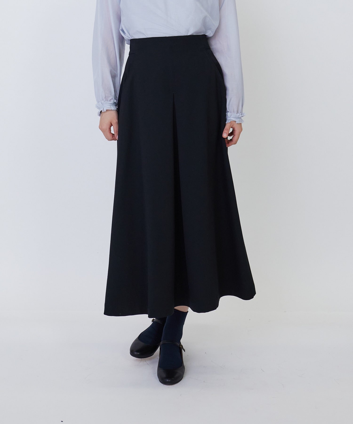 セットアップ】エステルウールボックスタックスカート｜BIGI online