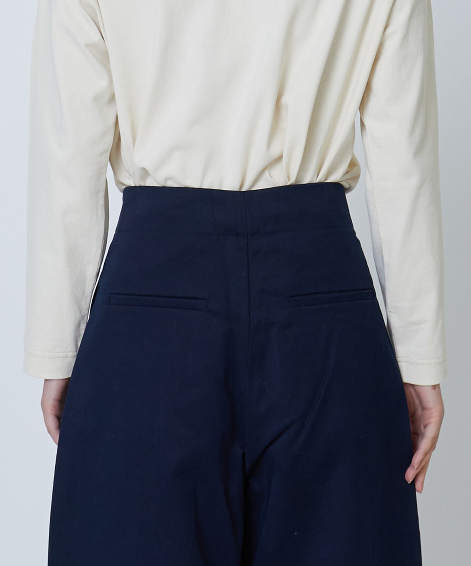 STUDIO NICHOLSON＞「DORDONI」 TWILL COTTON PLEATS PANTS｜BIGI