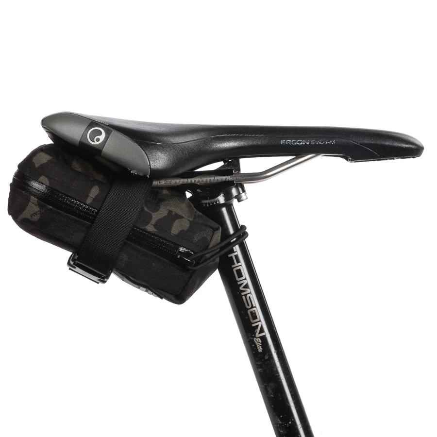 ILE* all mountain seat bag (x-pac black) - BLUE LUG ONLINE STORE