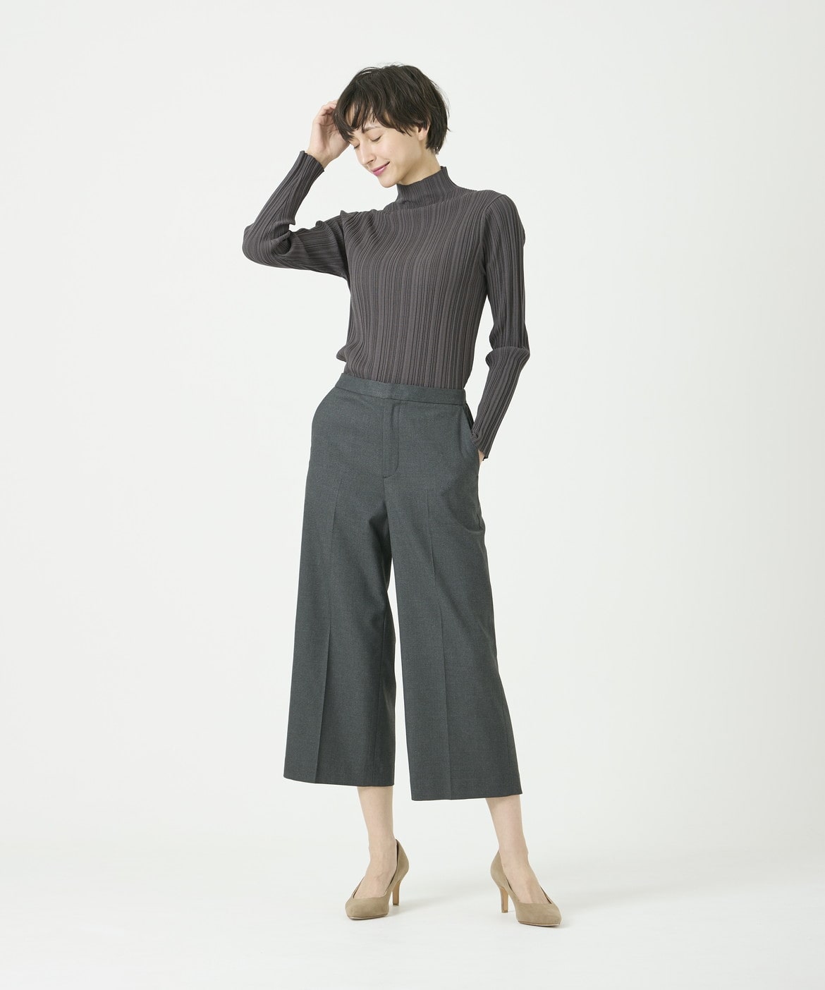 ベーシックワイドクロップドパンツ｜DAY by DAY It's international