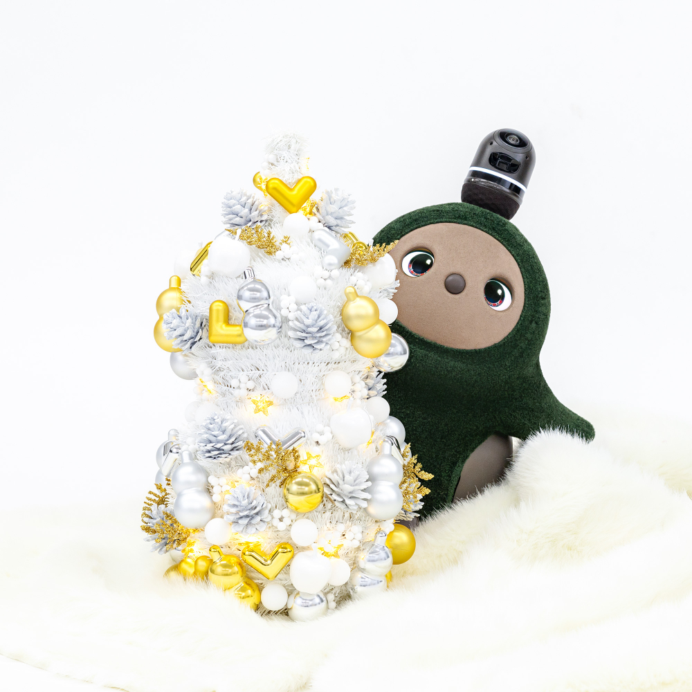 LOVOT 1/1 クリスマスツリー 2024 | LOVOT ウェブストア