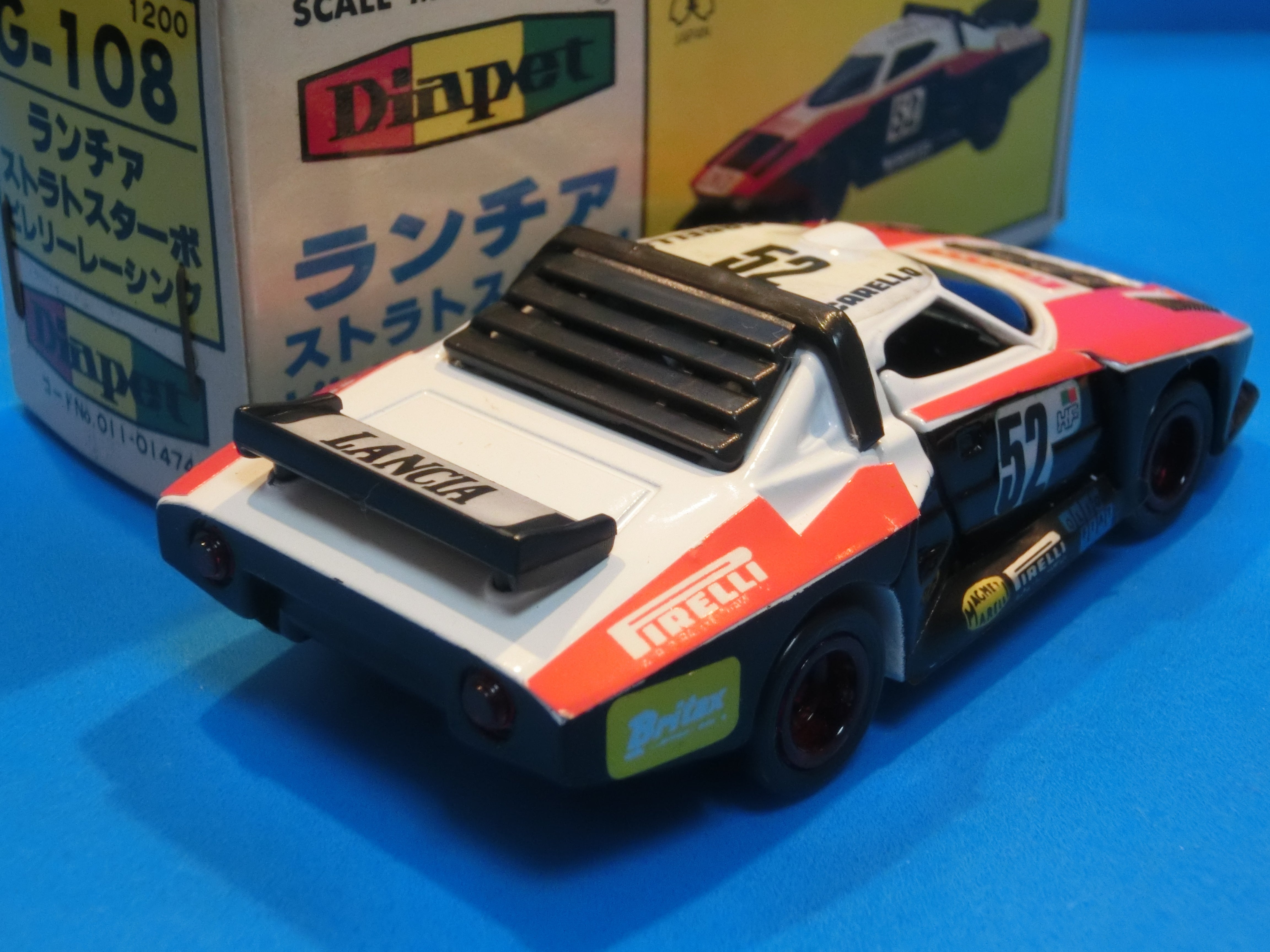 ☆1978年 ランチア・ストラトス・ピレリレーシングの国産ビンテージ