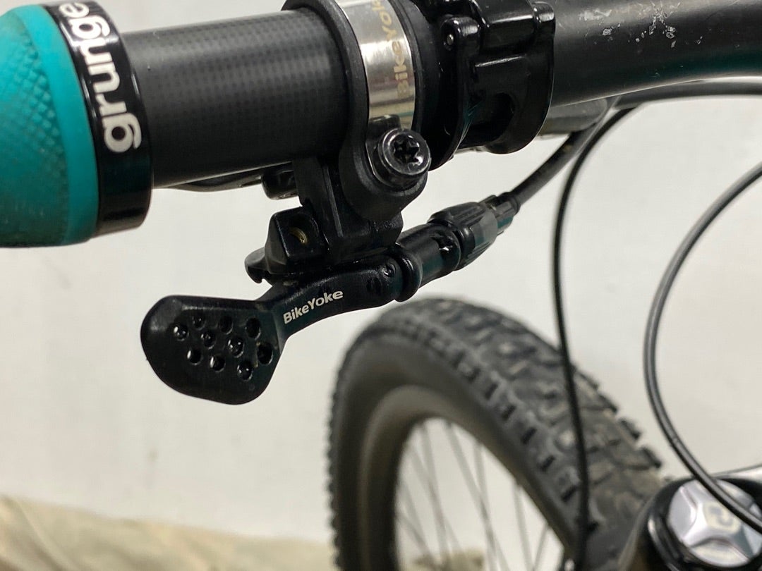 Bike Yoke DeHy C1 Basic ドロッパーポスト変換ケーブル