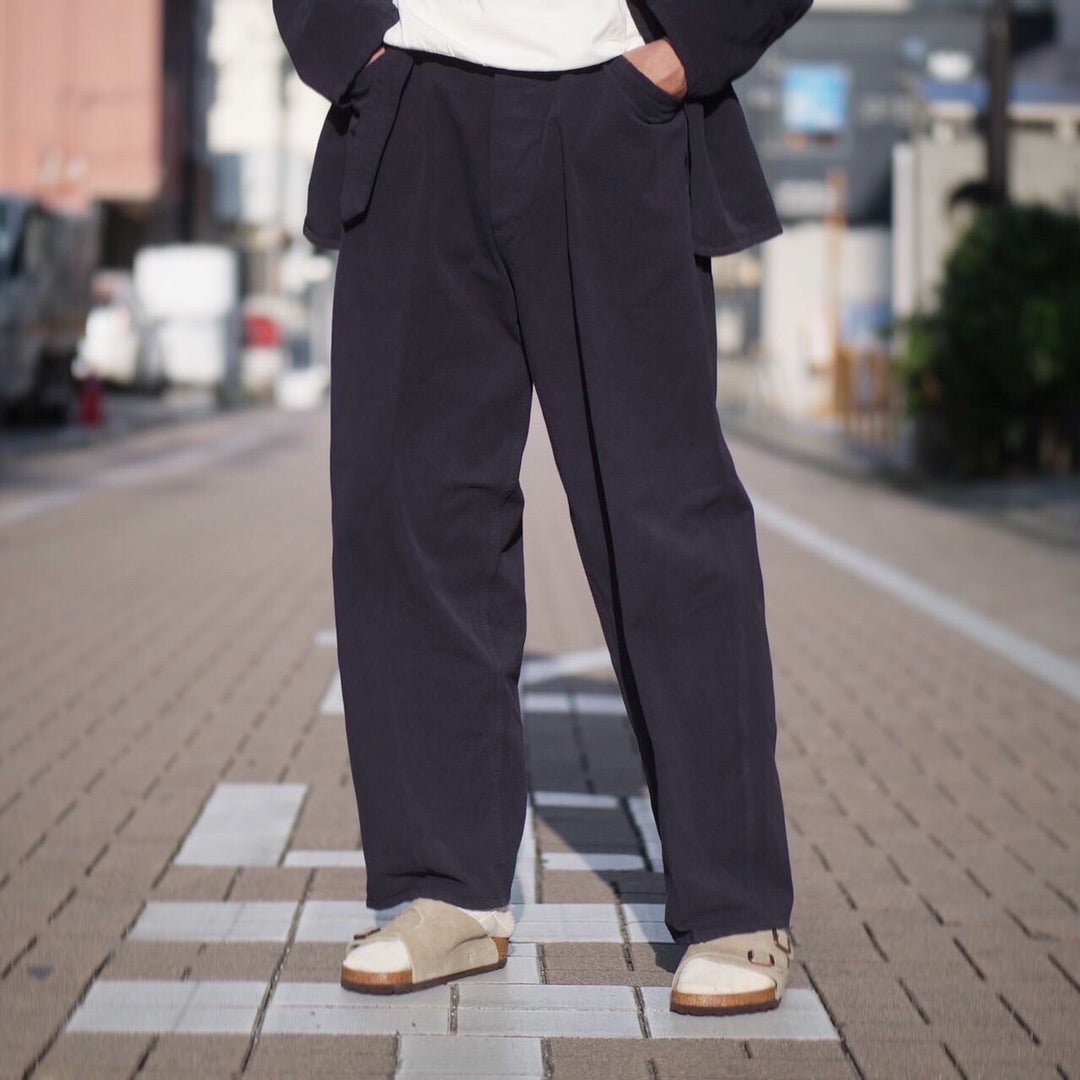 COMOLI 製品染ジャケット / 製品染ベルテッドパンツ | Belluria