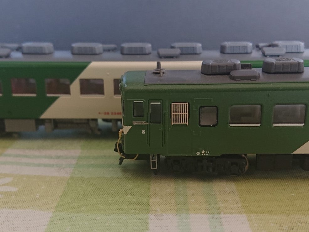 トレインボックス(TOMIX)キハ58系高山色 with KATO旧製品の塗替え高山