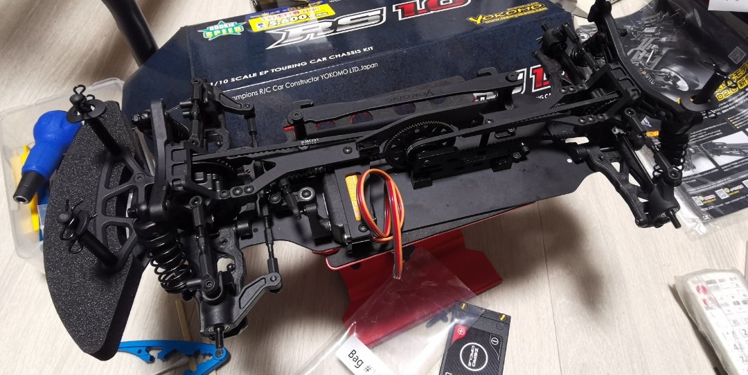 YOKOMO ルーキースピード RS1.0 を組む | ニャーと叫びたくなるブログ