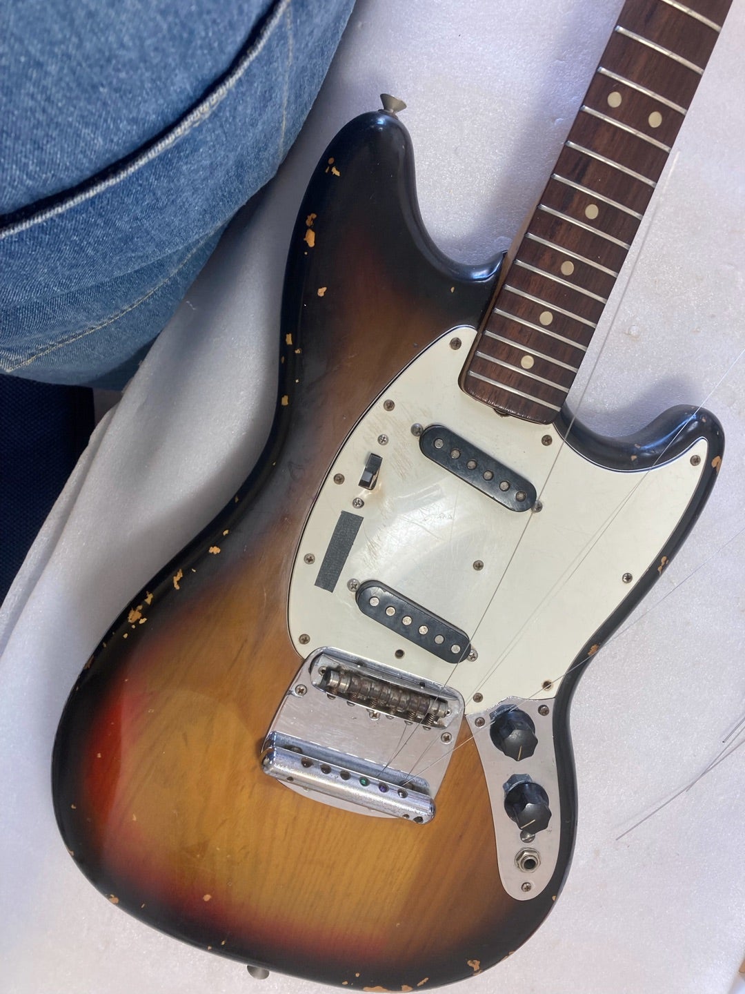 fender USA ムスタング 1976年製 調整 | 川越市 ギター修理